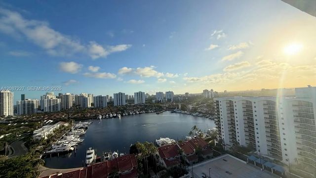 2 of 42 - 3640 Yacht Club Drive #1807, Aventura, FL