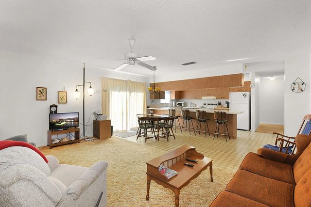 4 of 21 - 519 Evergreen Drive, Lake Park, FL