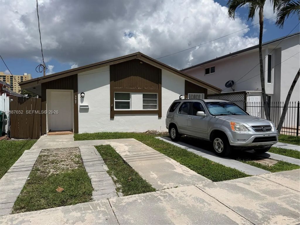 3405 Sw 24th Street, Miami