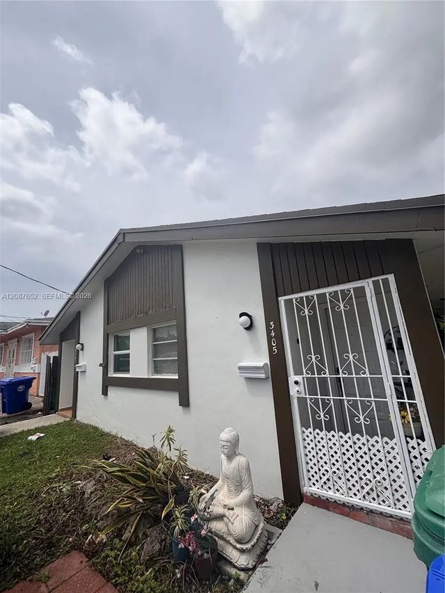 4 of 27 - 3405 Sw 24th Street, Miami, FL