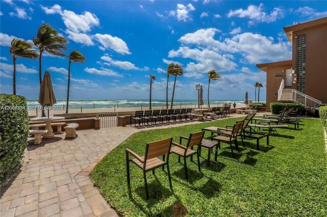 3300 N Surf Road #1a, Hollywood