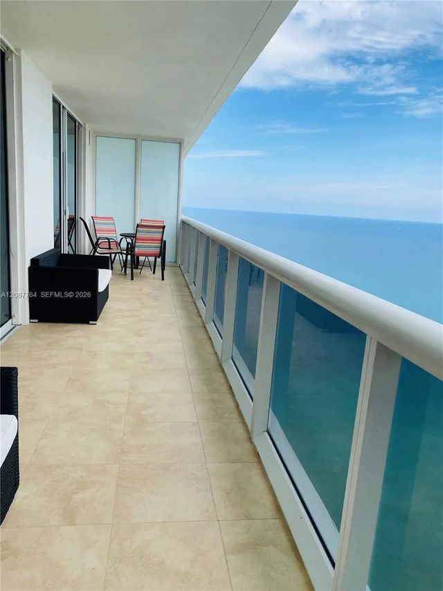 3 of 18 - 1830 S Ocean Drive #4003, Hallandale Beach, FL