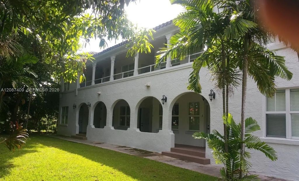 119 Cibao Court #3, Coral Gables