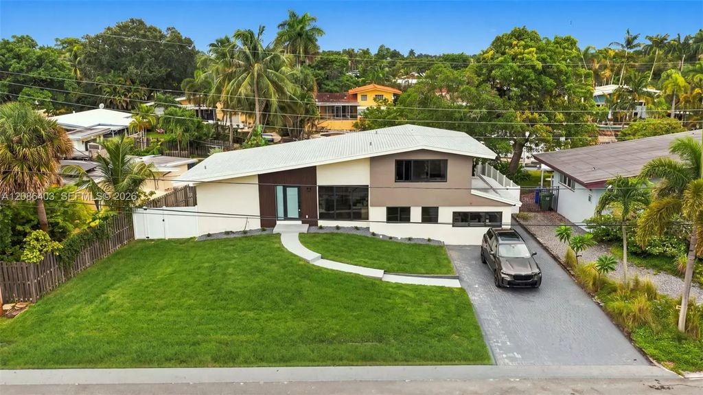 2412 Sugarloaf Lane, Fort Lauderdale