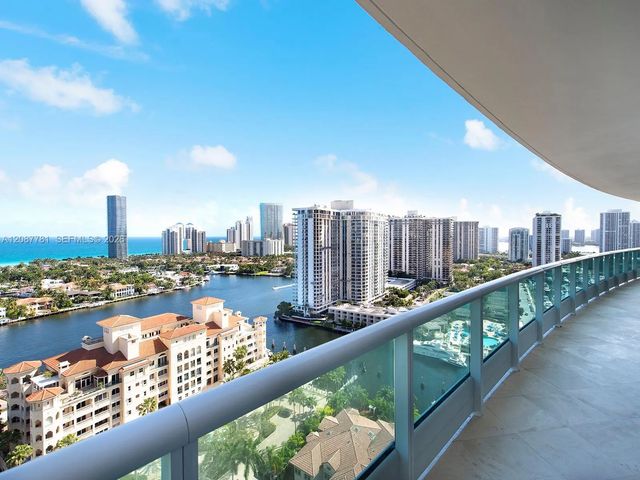 5 of 39 - 19955 Ne 38 Court #2002, Aventura, FL