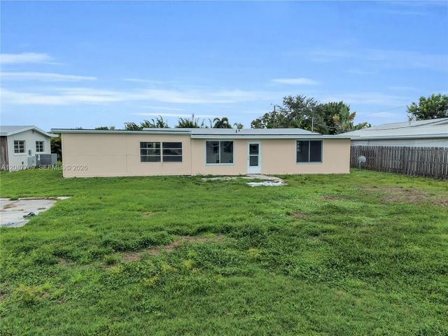 4 of 39 - 214 W Grace Street, , FL
