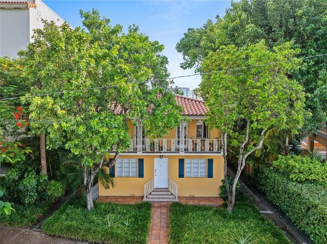 3 of 33 - 23 Majorca Avenue, Coral Gables, FL