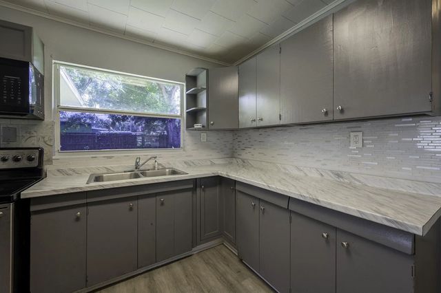 5136 Studio Drive, Zephyrhills