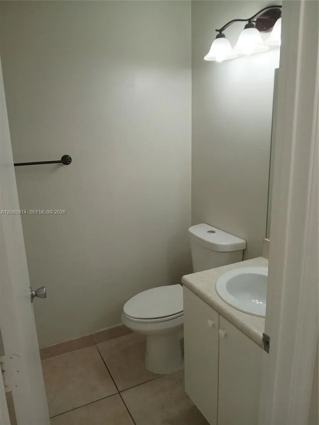 4 of 26 - 105 Hidden Ct Road #a-3, Hollywood, FL