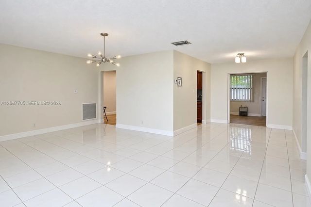 5 of 25 - 7303 Nw 59th Street, Tamarac, FL