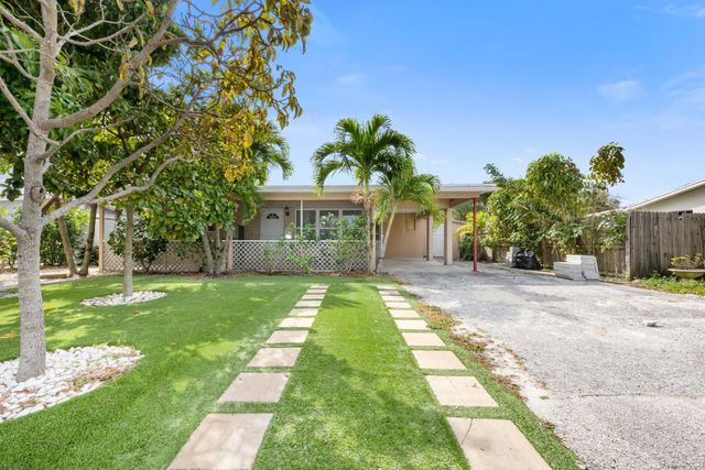 4 of 39 - 4344 Kent Avenue, Lake Worth, FL