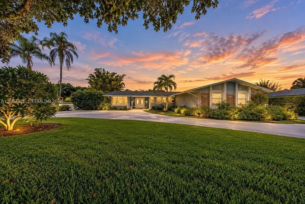 4391 Sw 77th Avenue, Davie
