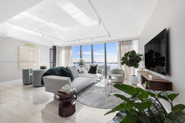 1451 Brickell Avenue #1901, Miami
