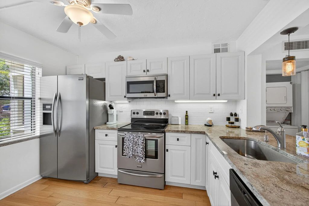 12790 Briarlake Drive #103, Palm Beach Gardens