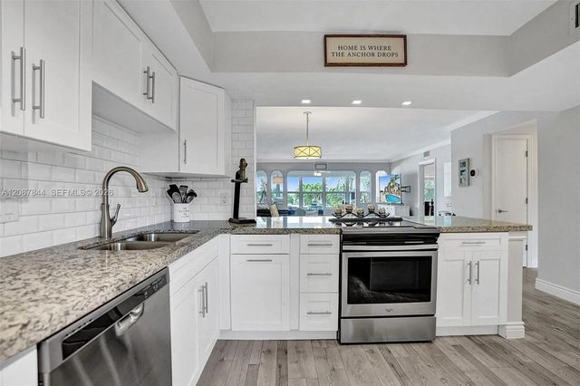 4 of 39 - 3111 Ne 51st Street #305c, Fort Lauderdale, FL