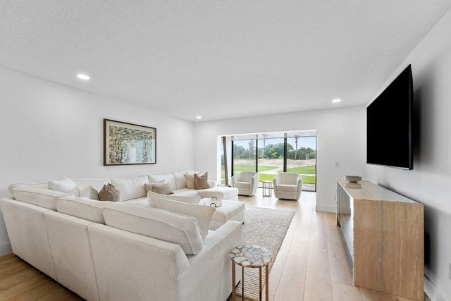4 of 57 - 11 Southport Lane #e, Boynton Beach, FL