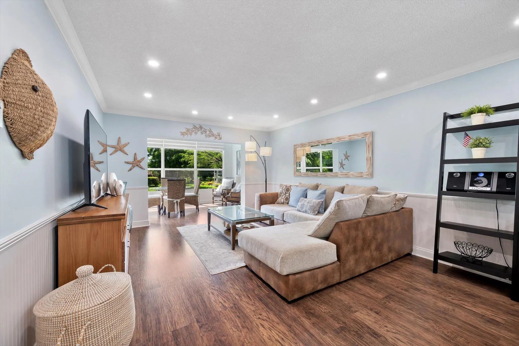 5171 W Oakland Park Boulevard #204, Lauderdale Lakes