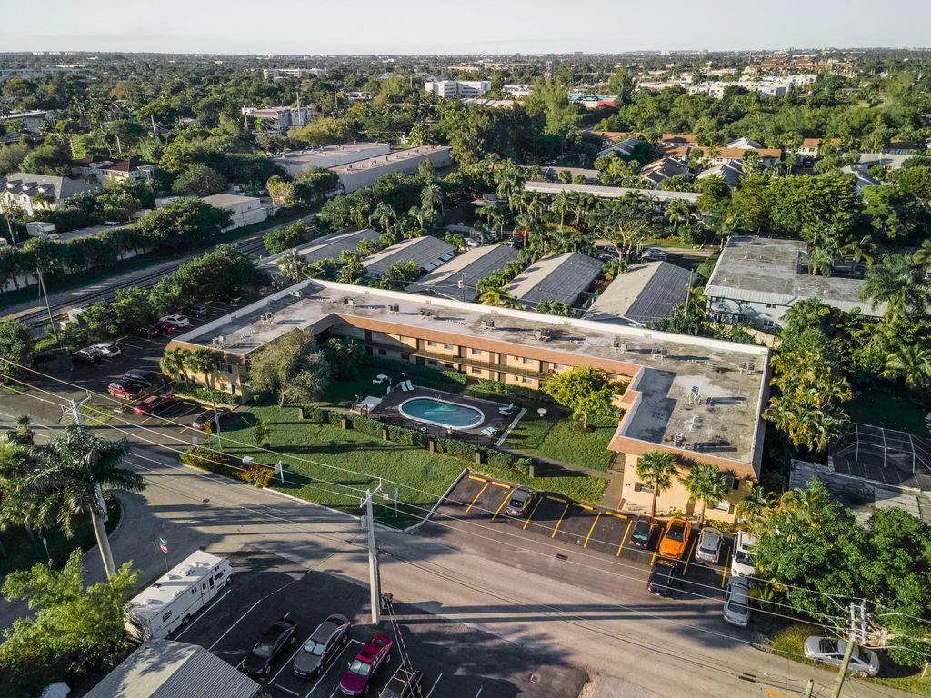 1401 Ne 17th Court #unit 112, Fort Lauderdale