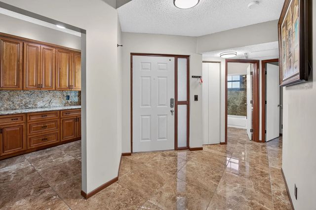 4 of 60 - 5414 Venetia Court #h, Boynton Beach, FL