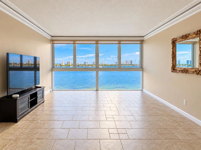 401 Lake Shore Drive #802, Lake Park