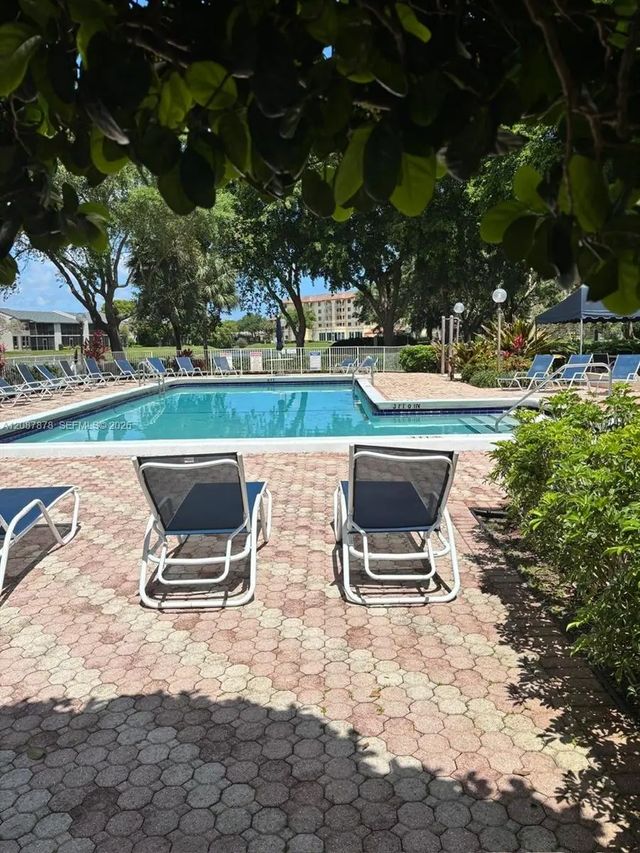4 of 27 - 1969 Sw 15th Street #93, Deerfield Beach, FL
