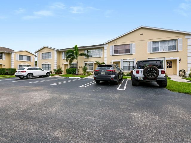 3 of 31 - 220 Foxtail Drive #g, Greenacres, FL