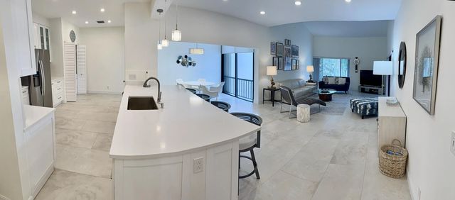 1640 Twelve Oaks Way #305, North Palm Beach