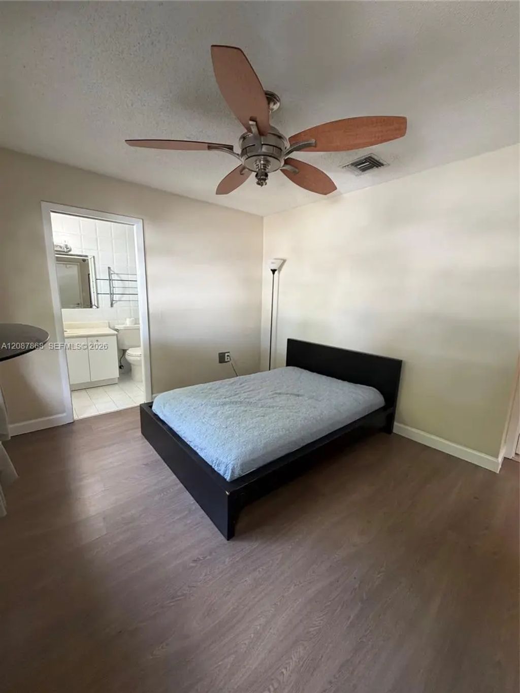 9900 W Calusa Club Drive #1, Miami