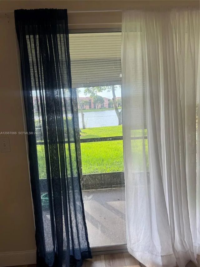 5 of 28 - 750 Sw 138th Avenue #106f, Pembroke Pines, FL