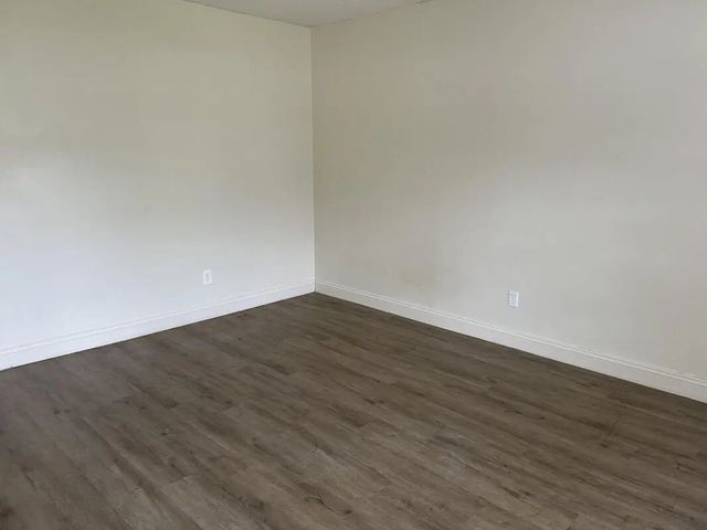 3 of 8 - 506 Holly Avenue #a/b, Fort Pierce, FL