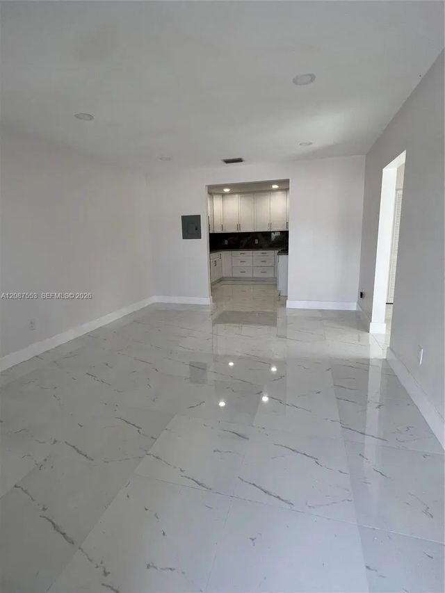 3 of 29 - 3315 Sw 91st Avenue, Miami, FL