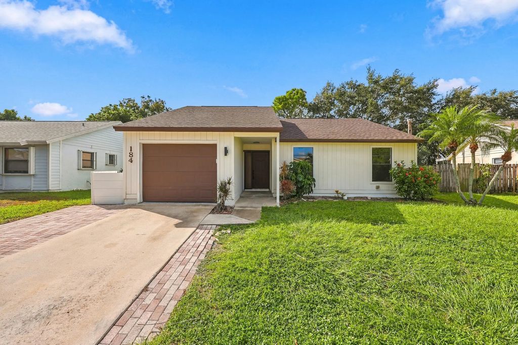 184 Greentree Circle, Jupiter