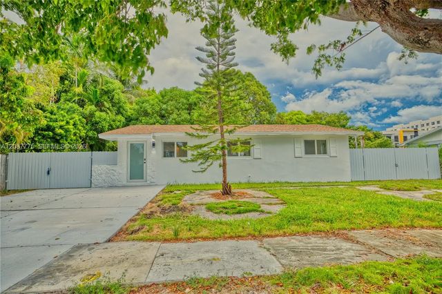 11301 Sw 201st Street, Miami