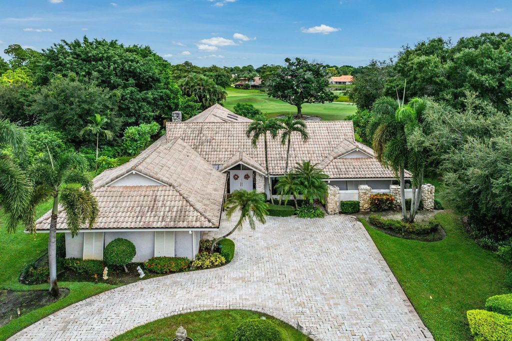9 Alnwick Road, Palm Beach Gardens