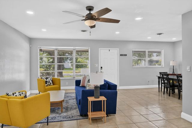 4 of 17 - 3400 Ne 5th Avenue, Boca Raton, FL