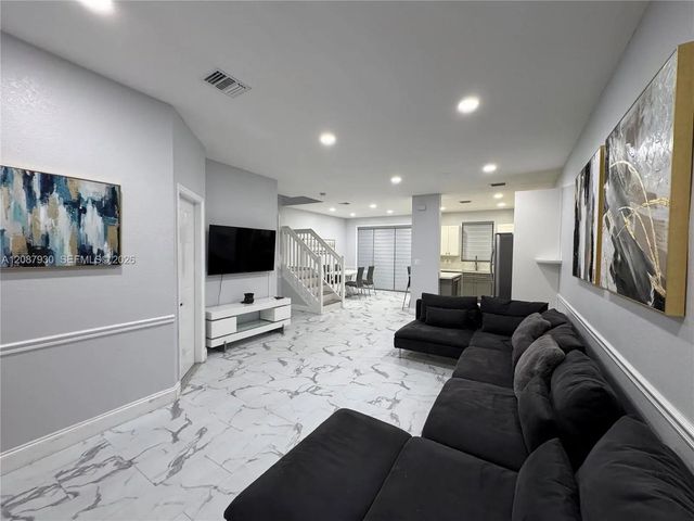 4 of 27 - 12317 Sw 124th Court, Miami, FL