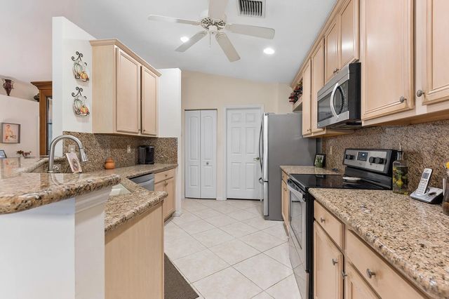 4 of 42 - 5293 Toscana Trail, Boynton Beach, FL