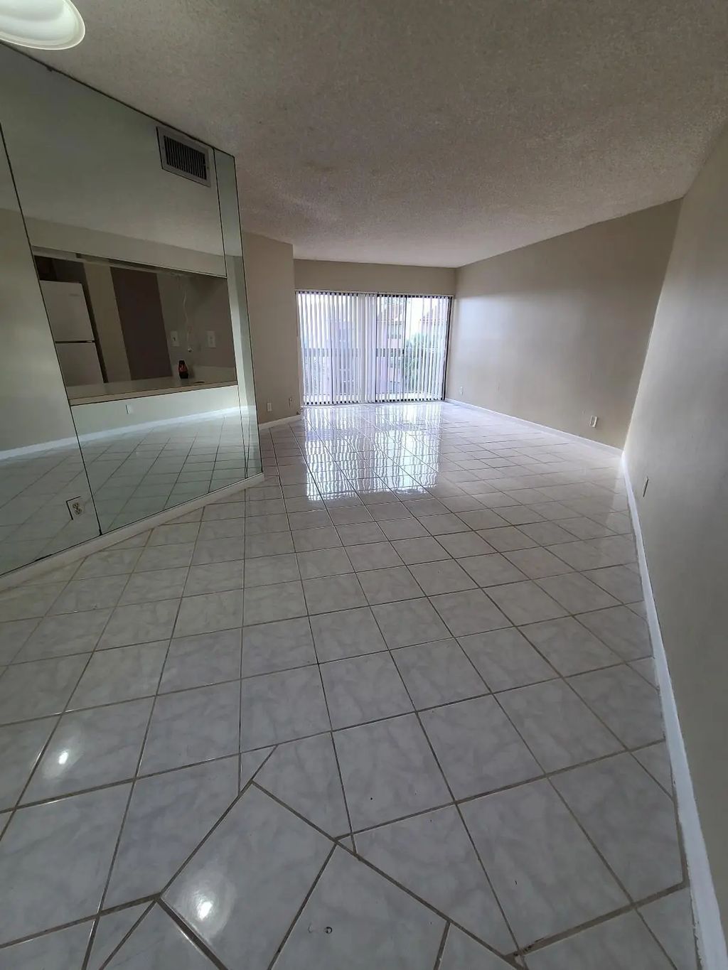 1880 N Congress Avenue #409, West Palm Beach