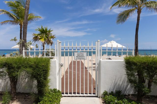 3 of 58 - 139 Sunrise Avenue #107, Palm Beach, FL