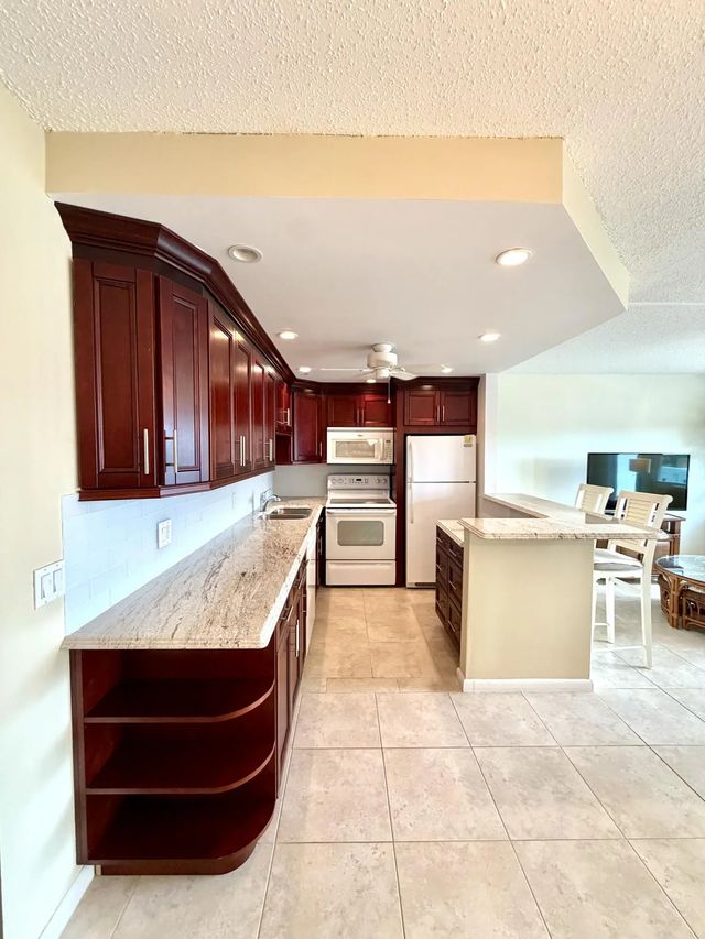 4104 Cambridge E #4104, Deerfield Beach