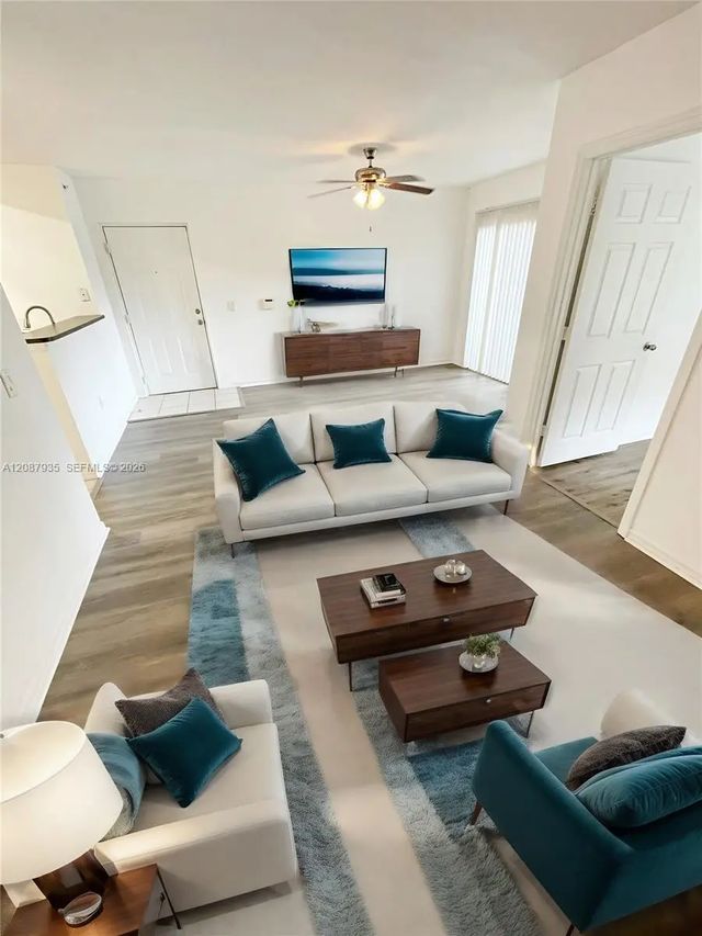 3 of 11 - 4081 San Marino Boulevard ##206, West Palm Beach, FL