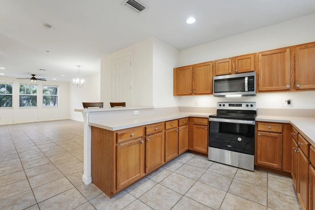 4 of 19 - 1740 San Benito Way #4, West Palm Beach, FL