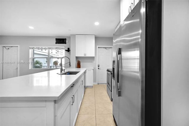 5 of 26 - 2600 S Ocean Drive #s311, Hollywood, FL