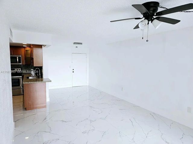4 of 19 - 9682 Fontainebleau Boulevard #207, Miami, FL