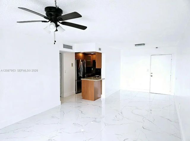 5 of 19 - 9682 Fontainebleau Boulevard #207, Miami, FL
