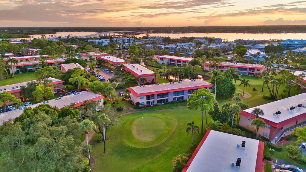 1917 Sw Palm City Road, Stuart