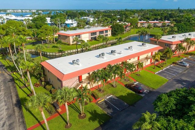 2 of 77 - 1917 Sw Palm City Road, Stuart, FL
