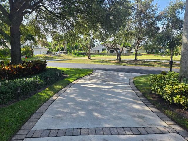 2 of 5 - 18230 Se Ridgeview Drive, Jupiter, FL