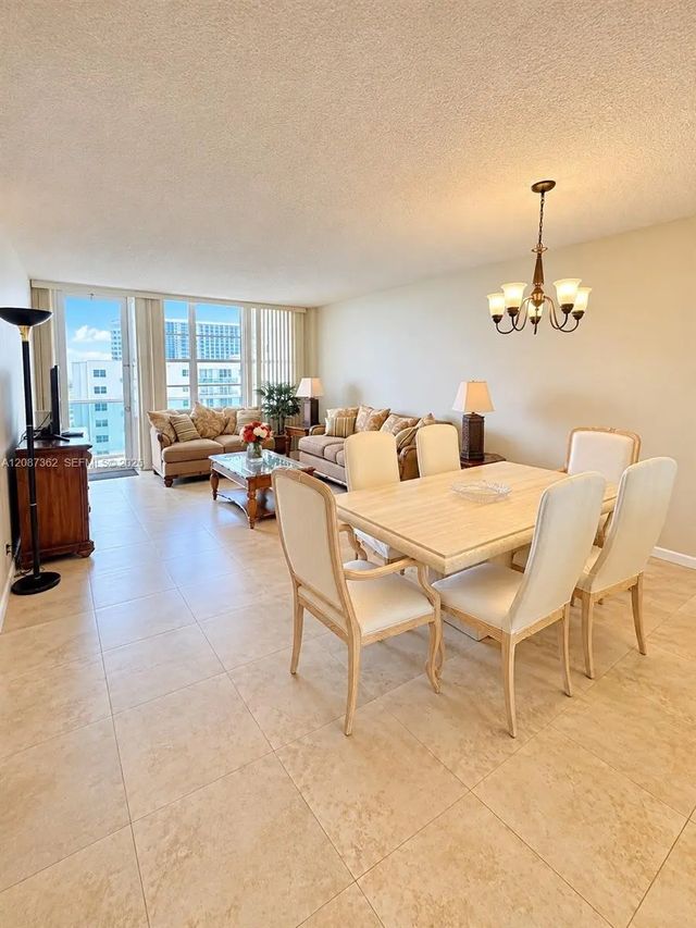 5 of 25 - 3725 S Ocean Drive #1606, Hollywood, FL