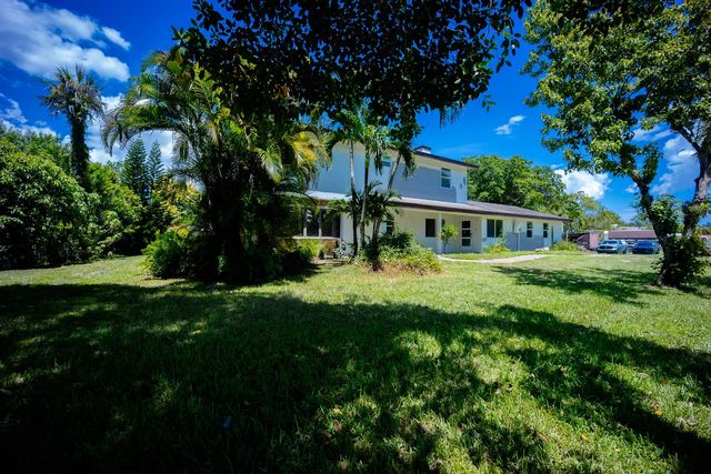 9435 El Paso Drive, Lake Worth